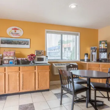 Super 8 by Wyndham Dumfries/Quantico