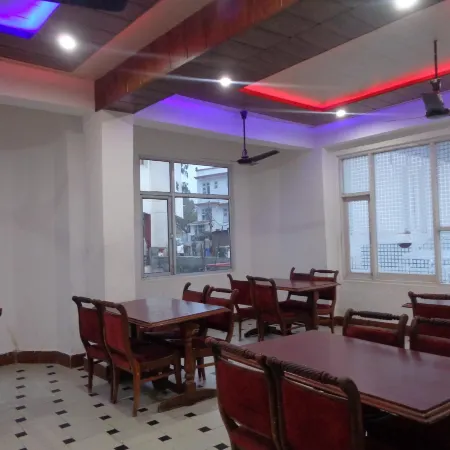 Hotel Ishan
