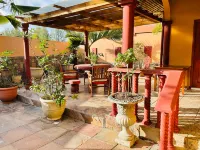 Effie Mountain View Halona Villa Hotels in Roche Caiman