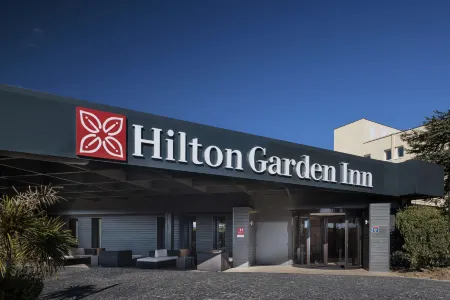 Hilton Garden Inn Marseille Provence Airport Отели в г. Витроль