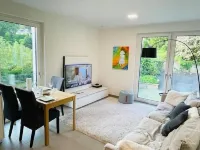 Luxury Green Flat in Center with Parking & Terrace Hotels near Parc Brill