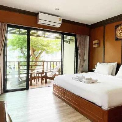 海灘精品度假村 鄰近หาดบางแสนล่าง的酒店