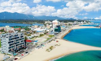 Sokcho W Spa Pool Villa B