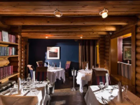 克瑞拉切文鄉村公園酒店&SPA 奧特利酒店