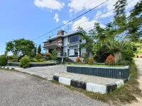 RedDoorz @ Green Homestay Syariah Baubau Các khách sạn ở Wolio