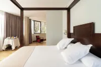 Parador de Soria Hôtels à : 