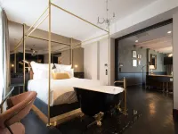 Skylark, Aluma Hotels & Resorts Отели рядом с достопримечательностью «Площадь Омония»