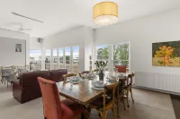 Captains Retreat Apartments and Cottages Hotel di Altona North