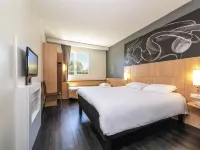 Ibis Issoire Hotels in Mareugheol
