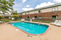 Motel 6 Georgetown, KY - Lexington North - Pools