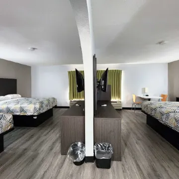 Motel 6 Pine Bluff, AR