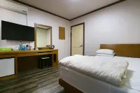 Nonsan Hwangje Motel - Bãi đậu xe