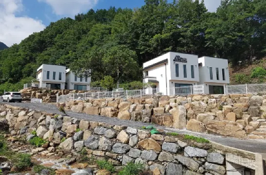 Danyang P and P Pension Hotels near Jeongbangsa