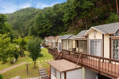 Yangyang Sigol Punggyeong Pension Hotels near شاطئ هاجوداي