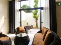 Villa Life Indah Sumuide