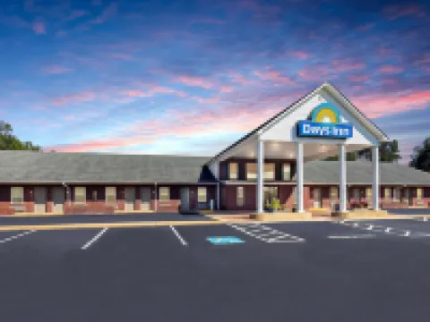 Days Inn by Wyndham Savannah Hotels in Hardin County