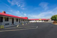 Scottish Inns Collinsville - Martinsville - parking