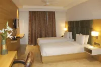 Luxus Inn Dhanbad Hotels near Gosiya Masjid Sikdardih