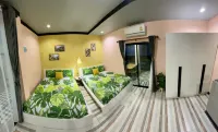 Cours d'eau Villa Hotels in Lan Saka