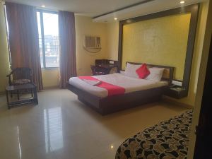 Hotel Mantri Residency