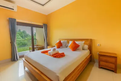 Srinadi Waterpark Villa Hotels near Pasar Kusamba