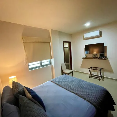 Charming Condo in Gaviotas Walk to Beach Cafes, Restaurants Within Golden Zone