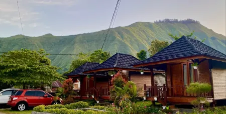 Puncak Rinjani Lodge Отели рядом с достопримечательностью «Бакит Селонг»