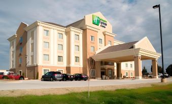 Holiday Inn Express & Suites Morrilton