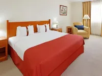 Ramada by Wyndham Ciudad de Mexico Perinorte Hotels near Parroquia de San Isidro Confesor