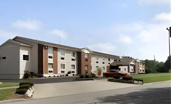 Super 8 by Wyndham Lexington/Hamburg Area