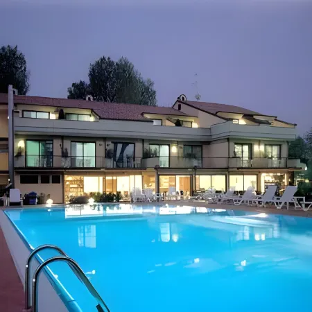 Yachting Hotel Mistral