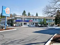 Motel 6 Weed, CA - Mount Shasta Hotels in Weed