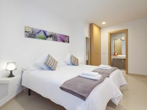 Charmsuites Paralel