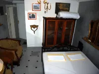 Hostel 24