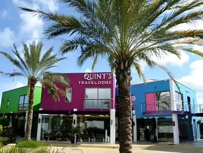 Quints Travelers Inn Hotel di Willemstad
