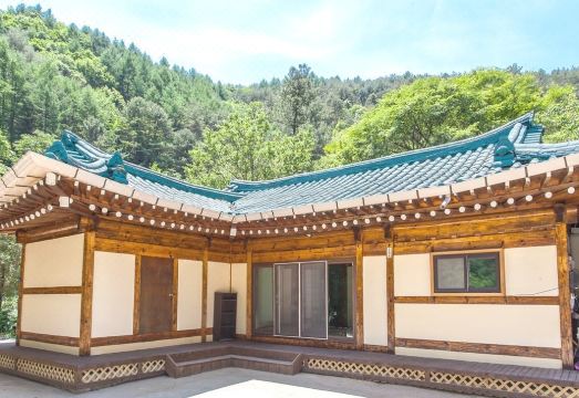 평창 송림 독채 펜션 내부 침실 이미지