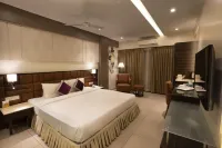 The Flora Grand, Vasco, Goa Hotels in Chicalim