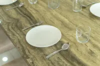 Teega Creamy INS Muji 2BR 6 pax w Balcony فنادق في إسكندر بوتري