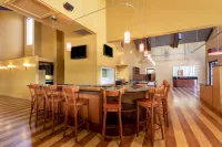 88 Palms Hotel & Event Center - bar