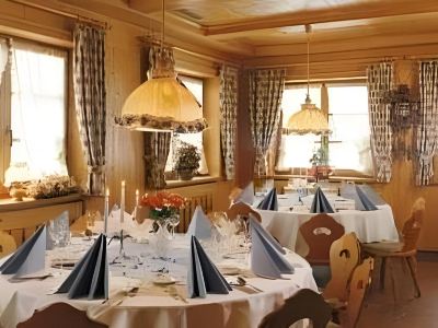 多目的ホール ベストウエスタン ホテル ホーフグート シュテルネンの写真