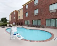 Comfort Suites - Pool