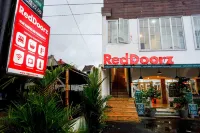 RedDoorz Near Rita Super Mall Purwokerto Các khách sạn ở Purwokerto