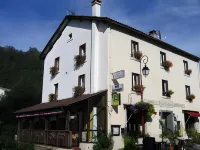 Logis hôtel Restaurant les Carillons