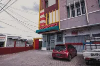 RedDoorz @ Jalan Pangeran Antasari Lampung 2 Hoteles en Bandar Lampung