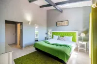 Quinta Dos Is