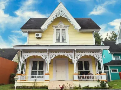 The Happy Villa EE2-03 Hotels in Palasari