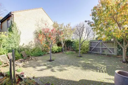 The Old Rose And Crown - St Neots