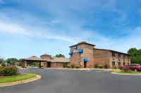 Best Western Auburn/Opelika Inn Hotels near One Eighty Wellness Spa