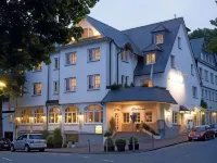 Hotel Rech Hotels in der Nähe von Altenbüren (Kirche)