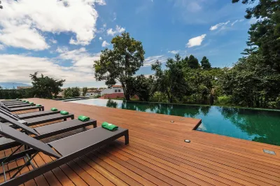 Solar Dos Cantos Botanic House & Garden